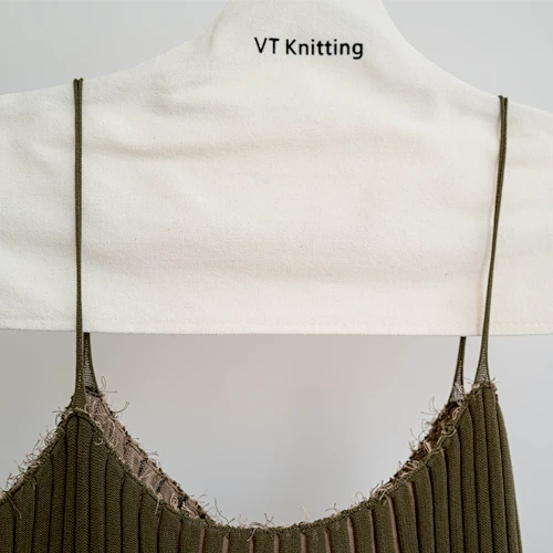 Women's Fitted Sweater Vest