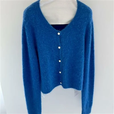 High End Women’s Cashmere Blend Tops